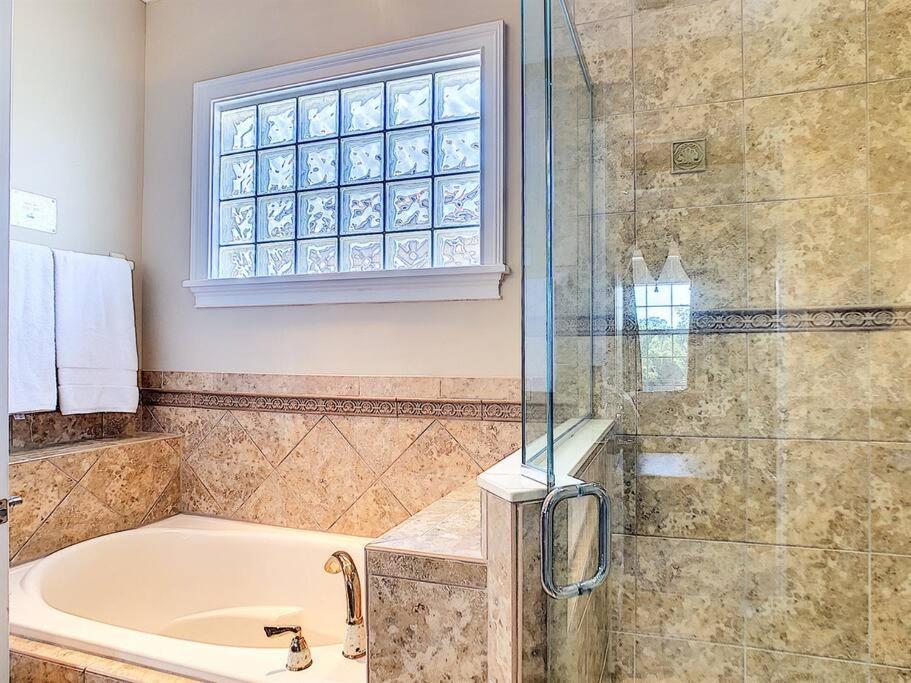 Two King En-Suites …Inside The Prestigious Reunion Resort 基西米 外观 照片